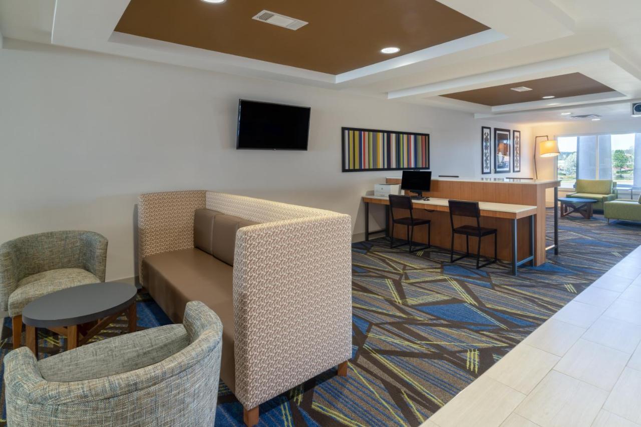 Holiday Inn Express Hotel & Suites Talladega By Ihg מראה חיצוני תמונה