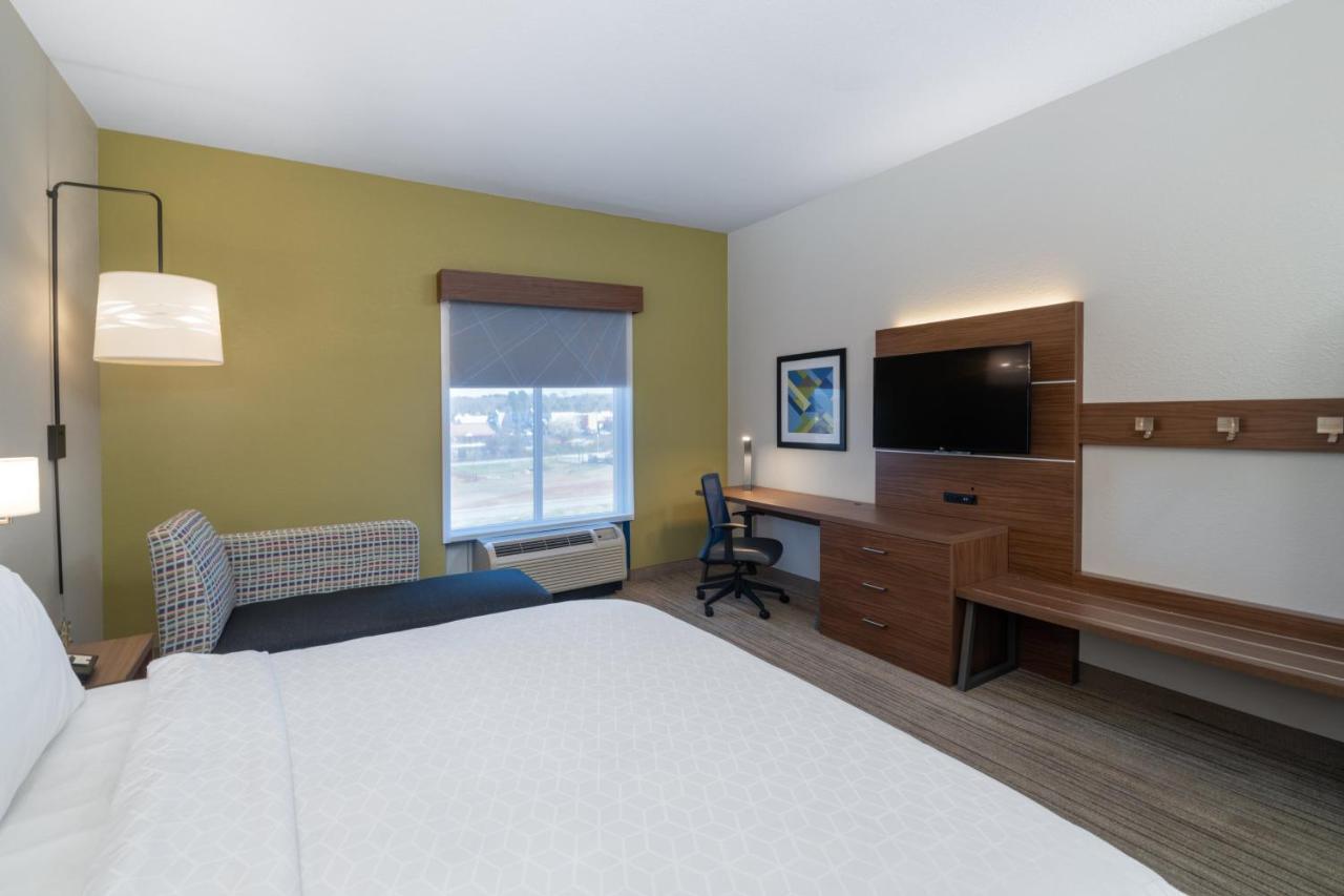 Holiday Inn Express Hotel & Suites Talladega By Ihg מראה חיצוני תמונה