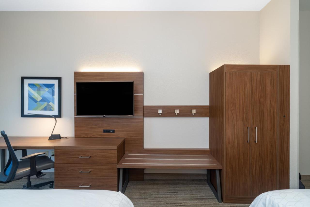 Holiday Inn Express Hotel & Suites Talladega By Ihg מראה חיצוני תמונה