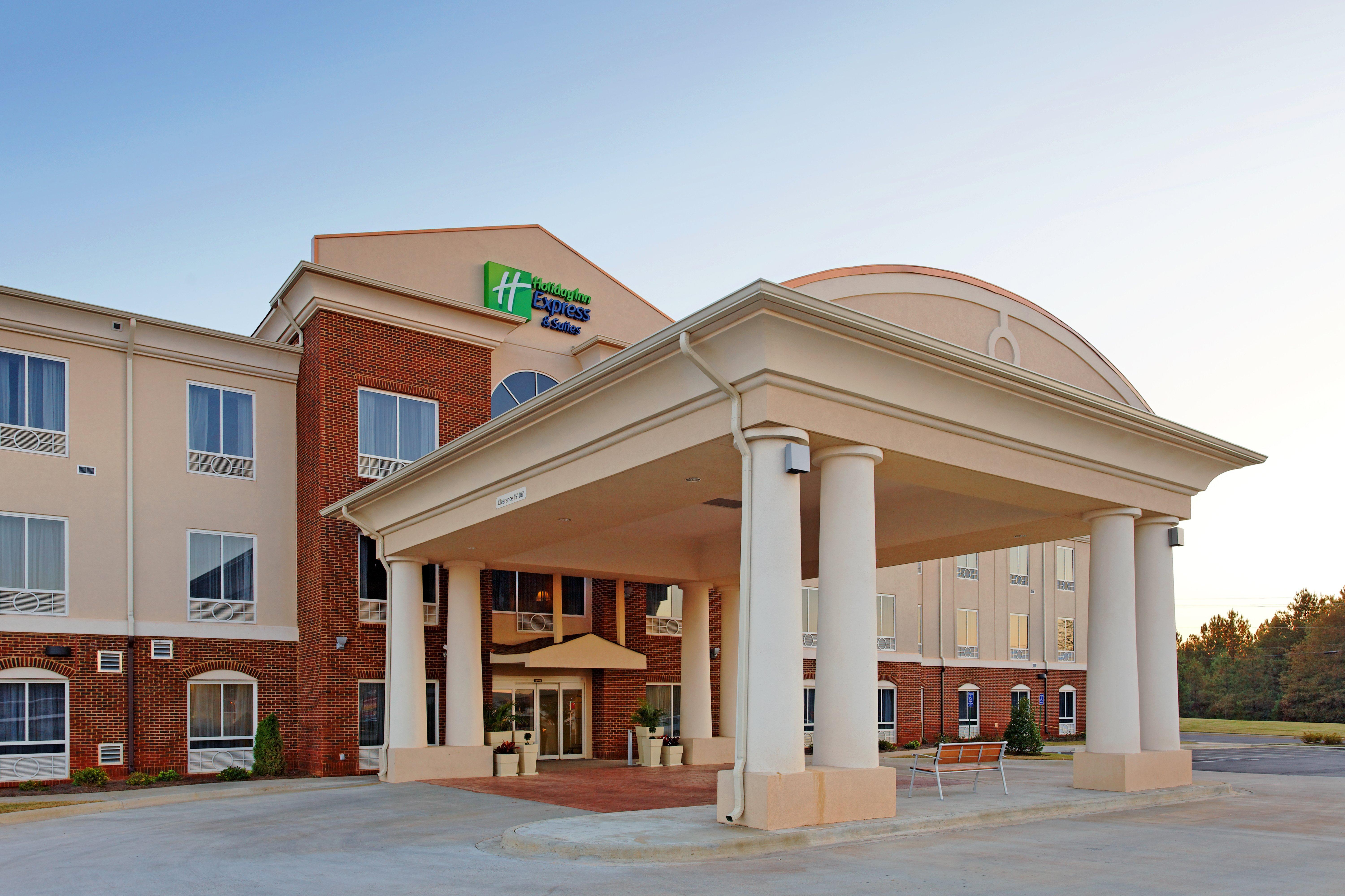 Holiday Inn Express Hotel & Suites Talladega By Ihg מראה חיצוני תמונה
