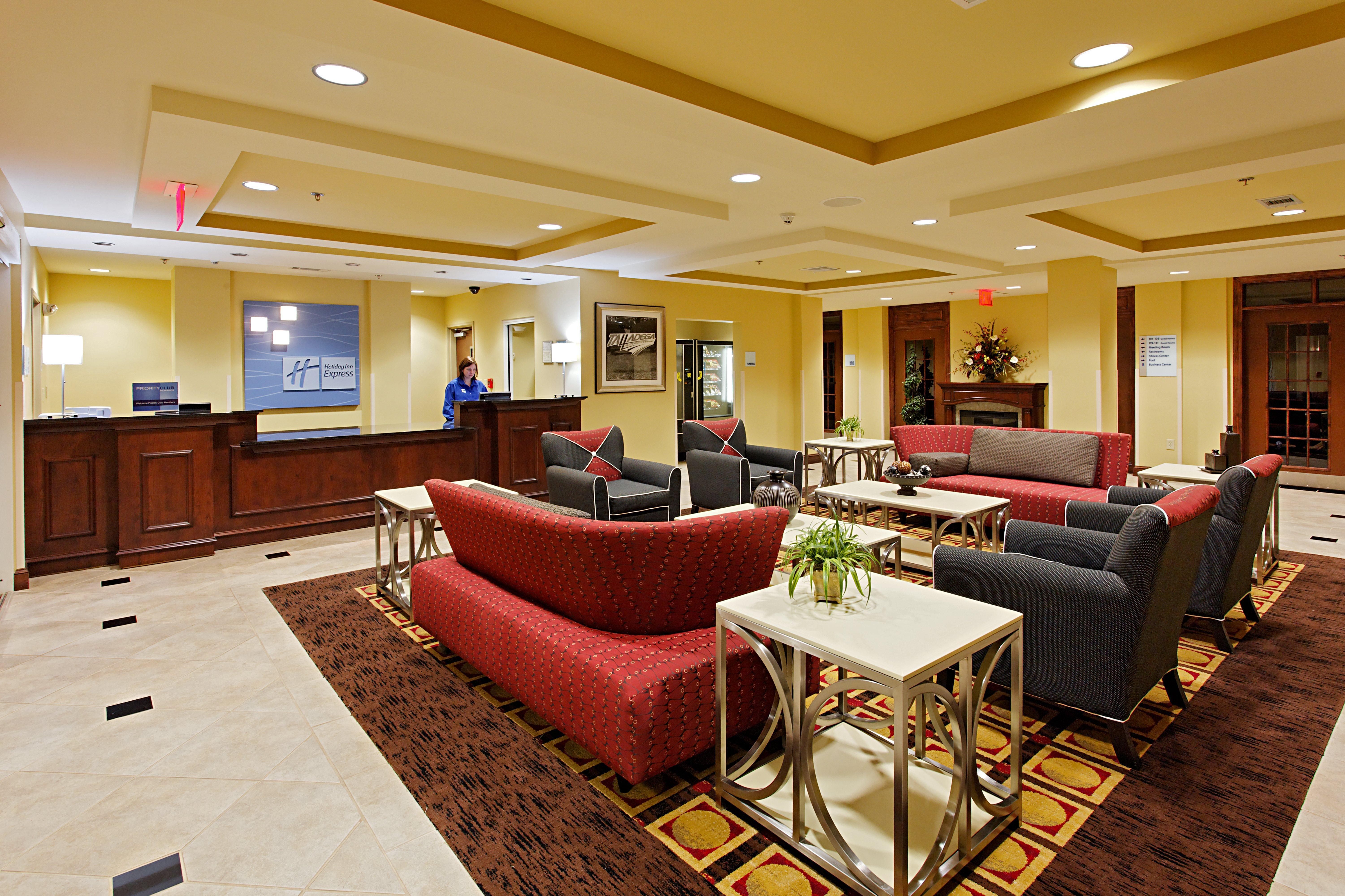 Holiday Inn Express Hotel & Suites Talladega By Ihg מראה חיצוני תמונה