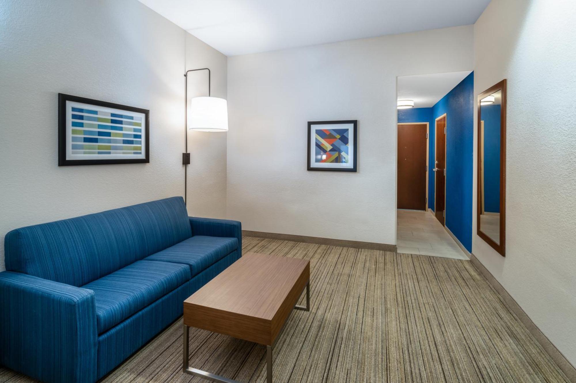 Holiday Inn Express Hotel & Suites Talladega By Ihg מראה חיצוני תמונה