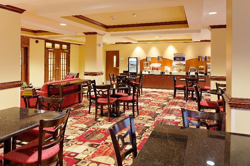 Holiday Inn Express Hotel & Suites Talladega By Ihg מראה חיצוני תמונה